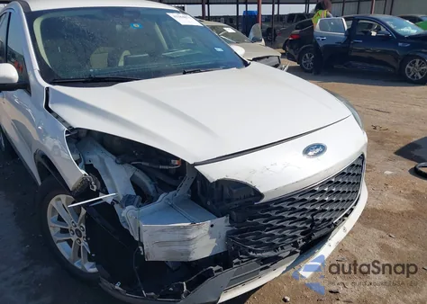 2020 Ford Escape Se из США, поврежденный, VIN 1FMCU0G67LUA54335